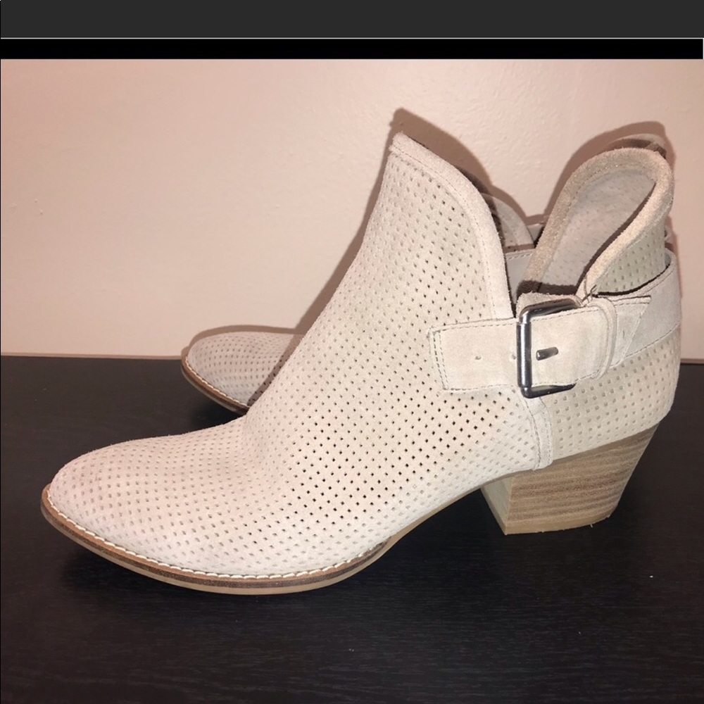 Dolce Vita Bootie (fits 9.5 to 10)